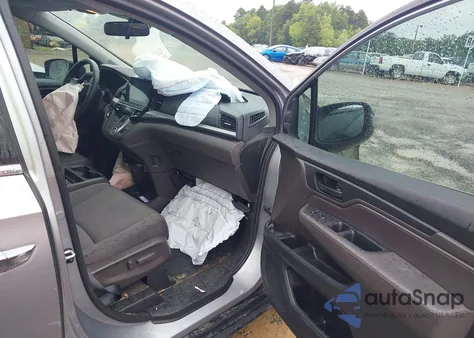 2022 Honda Odyssey Ex z USA, uszkodzony, nr VIN 5FNRL6H52NB012435